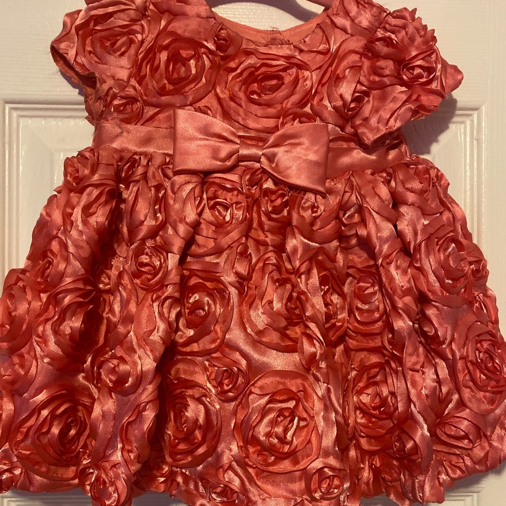 Infant rosette dress